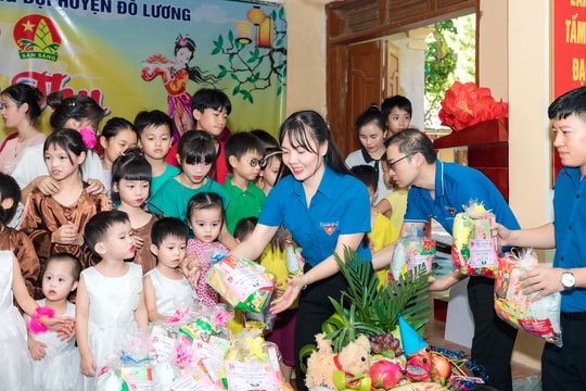 Trung thu ấm áp của thiếu nhi Nghệ An