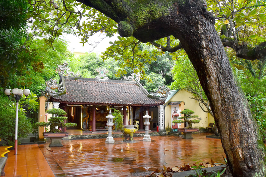 Miền di sản thành Vinh