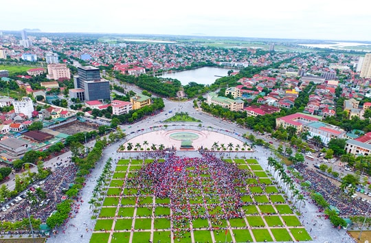 Khát vọng thành Vinh