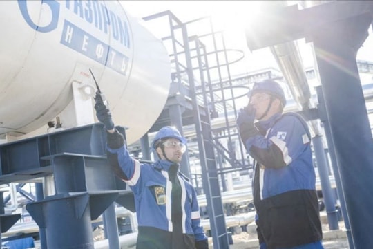 Báo Mỹ: Chiến lược giảm sản lượng dầu của Nga và Ả rập Xê-út đã đạt kết quả cao 