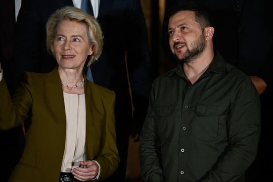 Quốc gia thành viên EU nêu điều kiện để Brussels tiếp tục viện trợ cho Ukraine