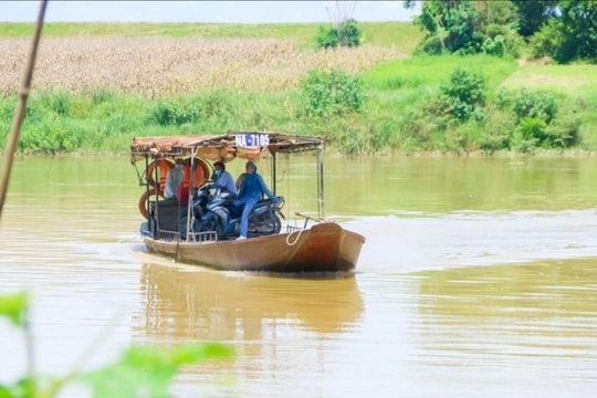 Giao cho người không đủ điều kiện điều khiển phương tiện giao thông đường thủy bị xử lý như thế nào?