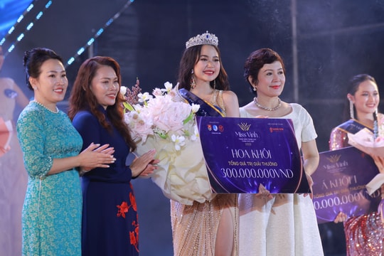 Cận cảnh nhan sắc hoa khôi Miss Vinh 2023