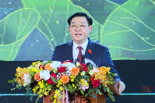 Thành phố Vinh cần đổi mới mạnh mẽ tư duy, khơi dậy khát vọng phát triển xứng đáng với truyền thống thành phố Đỏ anh hùng