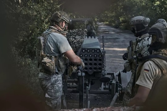 Tổng thống Zelensky đồng ý với Mỹ tấn công nhà máy điện hạt nhân lớn nhất châu Âu?