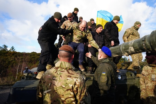 Cựu quan chức quốc phòng Anh kêu gọi Kiev 'đánh giá lại quy mô' huy động lực lượng