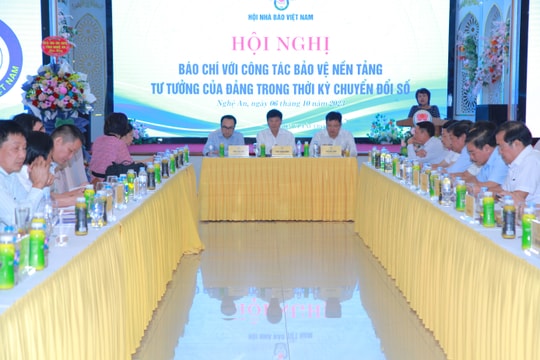 Dùng mạng xã hội để lan tỏa thông tin chính thống, đấu tranh với các quan điểm sai trái, thù địch