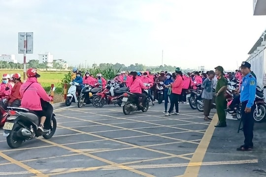 Gần 1.000 công nhân Công ty TNHH Viet Glory đã quay lại làm việc