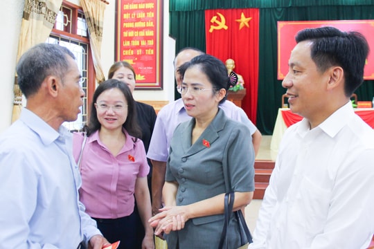 Cử tri thị xã Cửa Lò đề nghị các đại biểu Quốc hội 'hiến kế' triển khai hiệu quả Nghị quyết số 39 của Bộ Chính trị