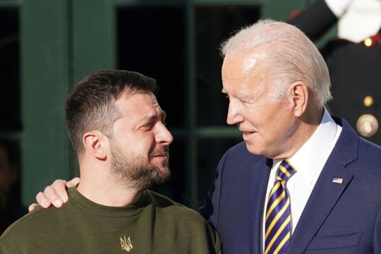 Tổng thống Zelensky kêu gọi châu Âu ‘không giấu cánh buồm’ trước ‘cơn bão’ ở Mỹ