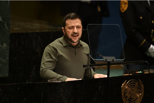 Quốc hội Ukraine yêu cầu gặp Zelensky vì tình hình nguy cấp của quân đội