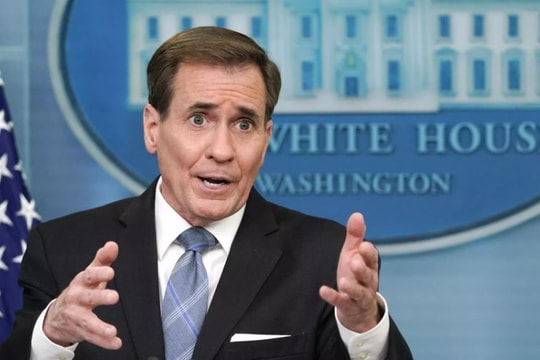 Nhà Trắng tuyên bố Mỹ sẽ không viện trợ Ukraine vô thời hạn