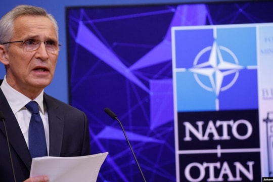 NATO sẽ tiếp tục hỗ trợ Ukraine nhưng không bị kéo vào xung đột