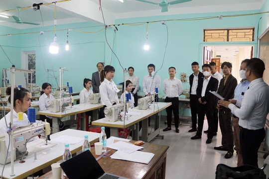 Nghệ An tăng cường quản lý người lao động có yếu tố nước ngoài