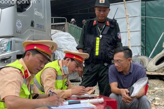 Gần 70 xe ô tô đầu kéo chở quặng bị xử lý vi phạm ATGT trên tuyến Quốc lộ 7