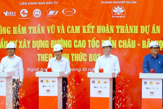 Thông hầm Thần Vũ trên cao tốc Diễn Châu – Bãi Vọt