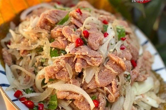 Hấp dẫn đặc sản bò giàng, thịt chua ở vùng cao xứ Nghệ