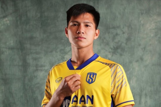 Phan Bá Quyền - Trung vệ trẻ triển vọng của Sông Lam Nghệ An