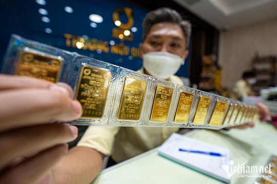 Giá vàng tăng cao nhất 3 tuần qua; Cà phê trong nước tăng 200 - 300 đồng/kg