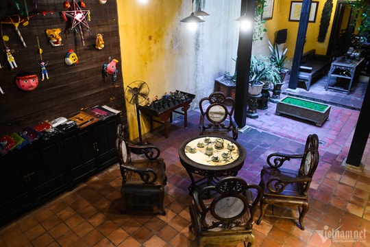 Bên trong ngôi nhà cổ 130 tuổi đặc biệt nhất Hà Nội