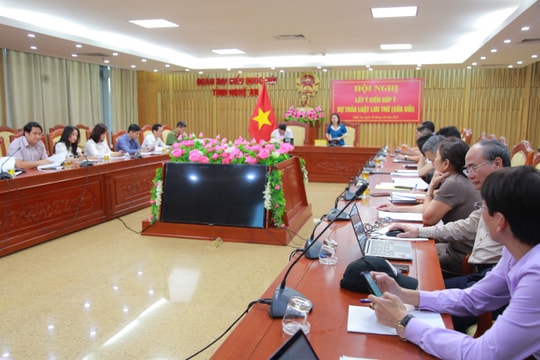 Đoàn đại biểu Quốc hội tỉnh Nghệ An lấy ý kiến góp ý Dự thảo Luật Lưu trữ (sửa đổi)