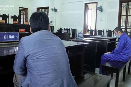 Tình người phía sau bản án