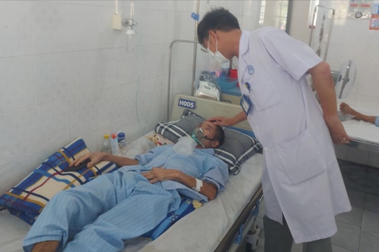 Công nhân mắc bụi phổi mòn mỏi chờ xác định bệnh nghề nghiệp