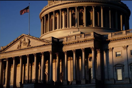 Cảnh sát bắt nhiều người biểu tình phản đối chiến sự ở Gaza xông vào tòa nhà Quốc hội Mỹ