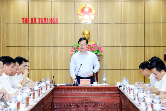 Chủ tịch UBND tỉnh: Thị xã Thái Hòa phải vượt qua được áp lực để đạt các mục tiêu phát triển