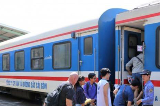 Hơn 35.000 vé tàu Tết được mua sau 5 giờ mở bán 