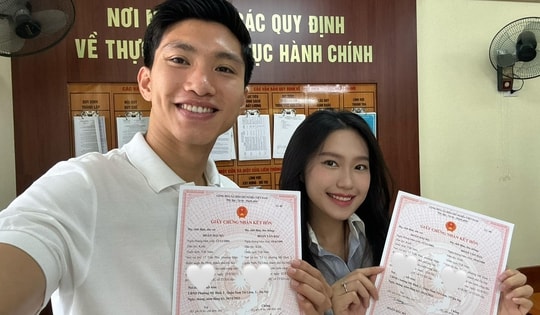 Cầu thủ Đoàn Văn Hậu đăng ký kết hôn với Doãn Hải My