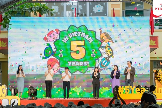 Dự án giáo dục Cha-Ching - trang bị kiến thức quản lý tài chính thông minh cho hơn 100.000 trẻ em Việt