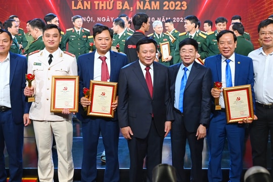 Nghệ An đạt giải Tập thể xuất sắc, Báo Nghệ An đạt giải B Cuộc thi chính luận về bảo vệ nền tảng tư tưởng của Đảng