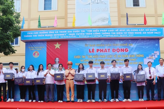 Phát động cuộc thi ‘Tìm hiểu pháp luật về an toàn giao thông và cung cấp, sử dụng thông tin trên mạng internet’ năm 2023