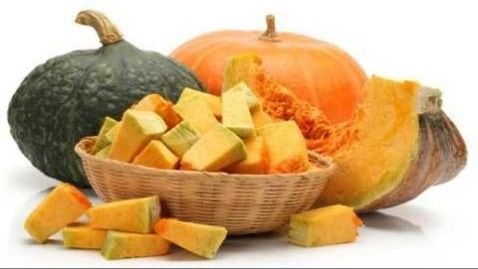 7 bài thuốc chữa bệnh từ bí đỏ, những ai nên hạn chế ăn?
