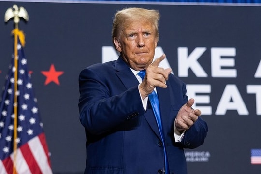 Ông Donald Trump cáo buộc Nga đánh cắp các kế hoạch 'tên lửa siêu đẳng' của Mỹ