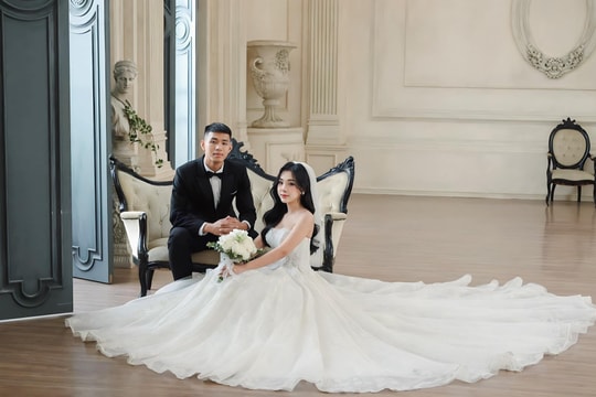 Sao trẻ tuyển Việt Nam khoe ảnh cưới đẹp lung linh