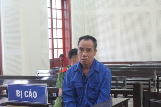 Vào rừng săn thú, tiện thể buôn ma túy