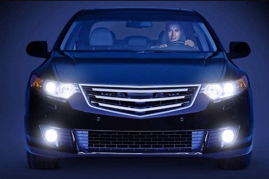 Cách tăng độ sáng cho đèn pha ô tô