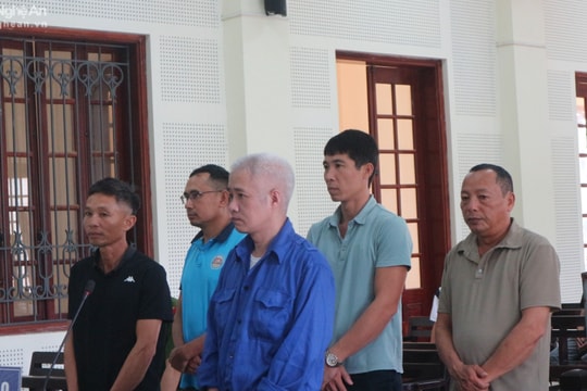 Tài xế taxi đưa người ngoại quốc xuất cảnh trái phép