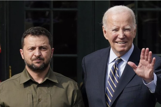 Báo Mỹ đặt câu hỏi 'ai là người cần Ukraine'?