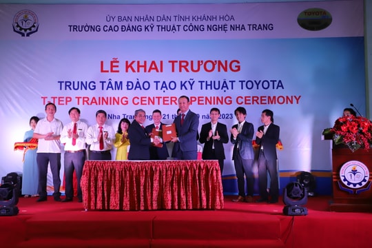 Toyota và hành trình 20 năm đồng hành cùng sinh viên chuyên ngành Kỹ thuật ô tô 
