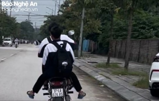 Phát huy vai trò 'tai, mắt’ của nhân dân trong phát hiện vi phạm an toàn giao thông