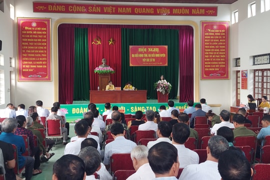 Đại biểu Hội đồng nhân dân tỉnh tiếp xúc cử tri 16 xã ở Diễn Châu