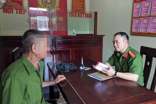 Kịp thời ngăn người đàn ông rút tiền tiết kiệm chuyển cho bọn lừa đảo qua mạng xã hội