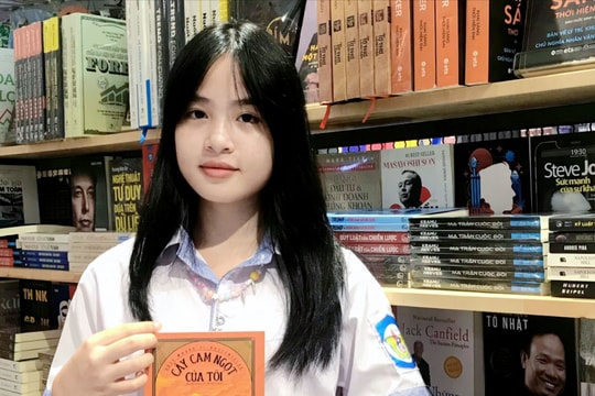 Nữ sinh xứ Lường 3 lần đoạt giải Cuộc thi Đại sứ Văn hóa đọc