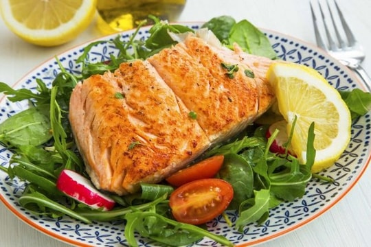 Điều gì xảy ra khi bạn ăn cá mỗi ngày?