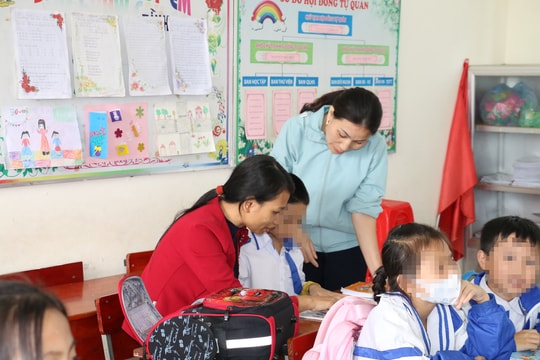 Cần đảm bảo chính sách cho giáo viên ở những 'lớp đặc thù' 