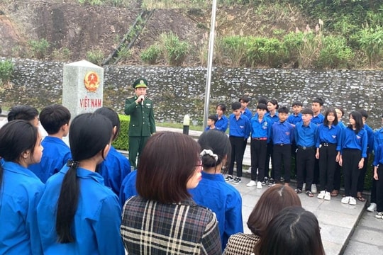 Nâng cao nhận thức thượng tôn pháp luật bằng nhiều cách làm đa dạng, có tính đặc thù