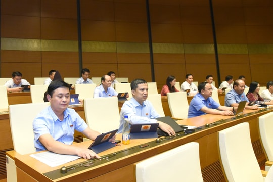 Quốc hội thông qua Nghị quyết về Kế hoạch phát triển kinh tế - xã hội năm 2024